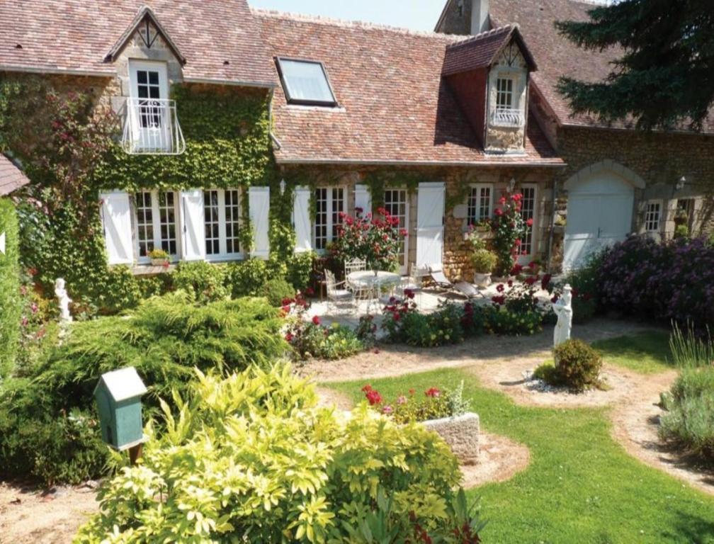 Pacé ル オウ モンテーイ Bed & Breakfast エクステリア 写真
