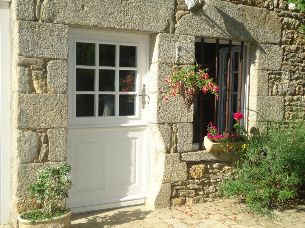 Pacé ル オウ モンテーイ Bed & Breakfast エクステリア 写真